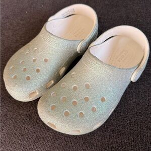 CROCS Kids Shimmer Clogs - Silver